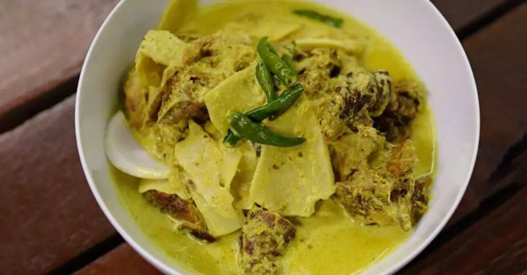 Gulai Lemak Cili Api Itik Salai