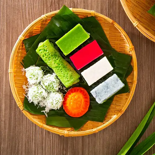 Kuih Muih Tradisional Malaysia yang Wajib Dicuba